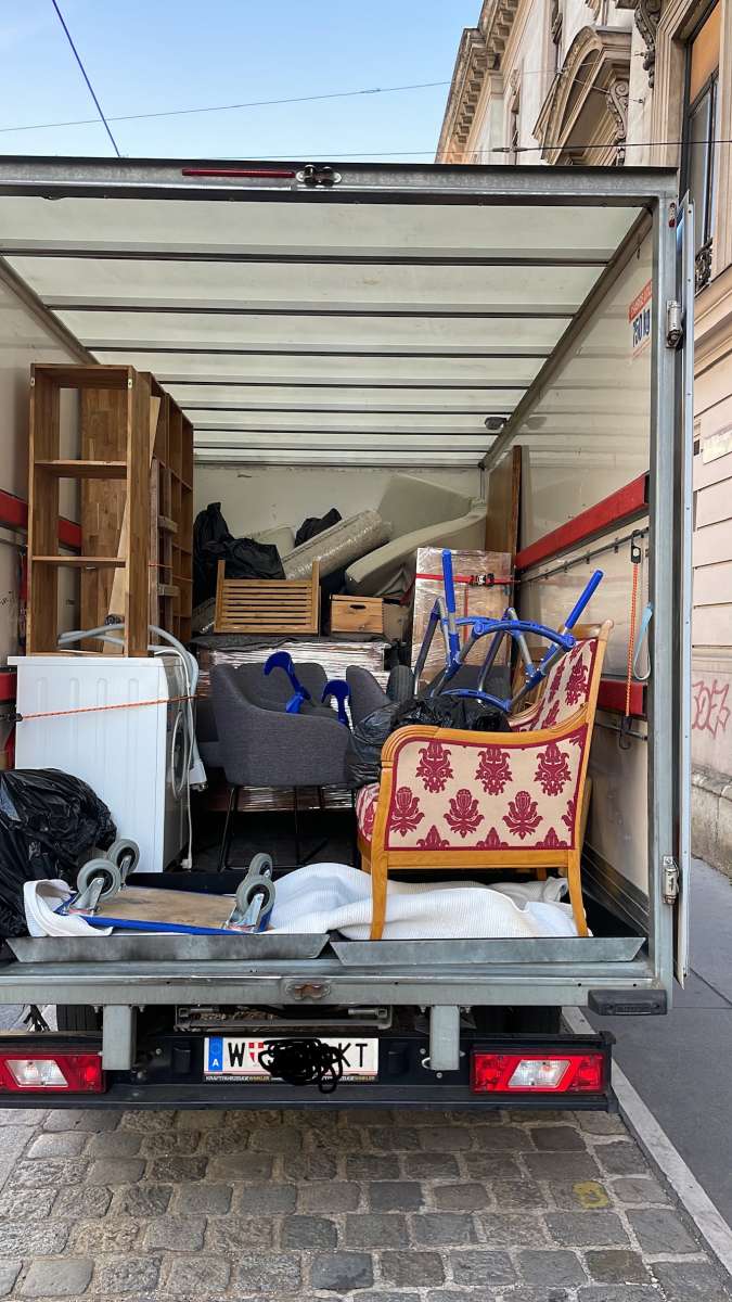 Günstige Umzug, Übersiedlung, Möbeltransport, Entrümpelung, Klavier Transport, Flügel Transport, Tresor Transport, Lastentaxi 20m3