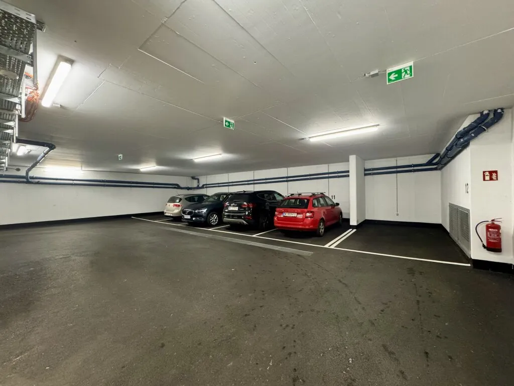 Tiefgaragenstellplatz in Neubauliegenschaft gegenüber "Haus der Barmherzigkeit" - Ansicht 2