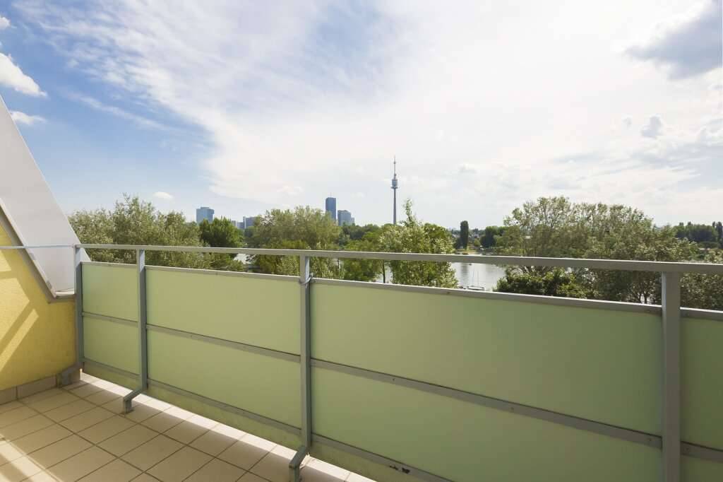 STEPHENSONGASSE -AN DER OBEREN ALTEN DONAU---2 ZIMMER DG-WOHNUNG MIT LOGGIA--- - Ansicht 3