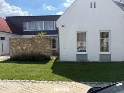 4-Zimmer-Immobilie mieten in Neusiedl am See – 176 m², € 1.491 – Bild 2 von 19