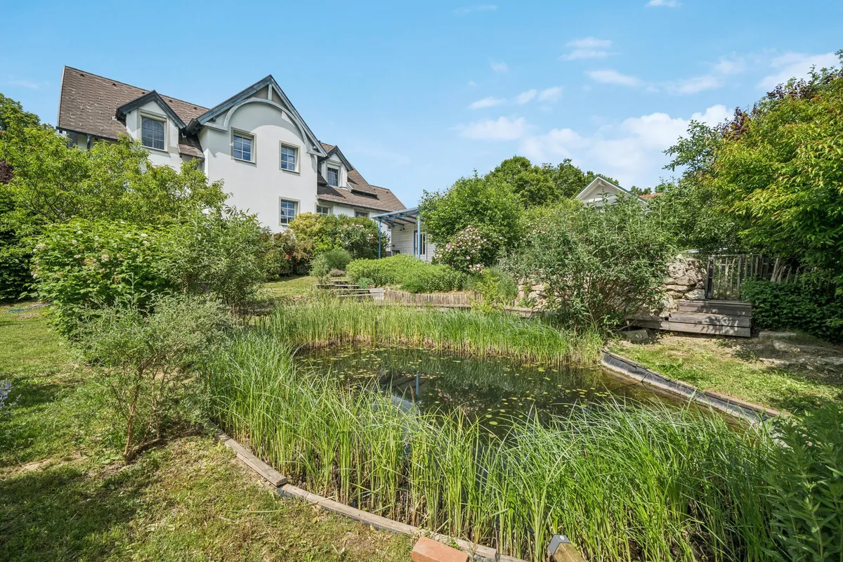 Exklusives Landhaus in Stoob - Großzügiges Wohnen mit Traumgarten und privatem Teich! - Ansicht 2