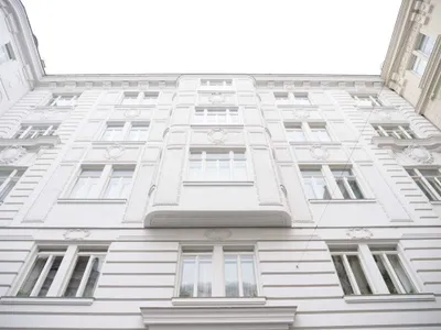 Gewerbeimmobilie mieten in Wien – 190 m², € 19 – Bild 1 von 14