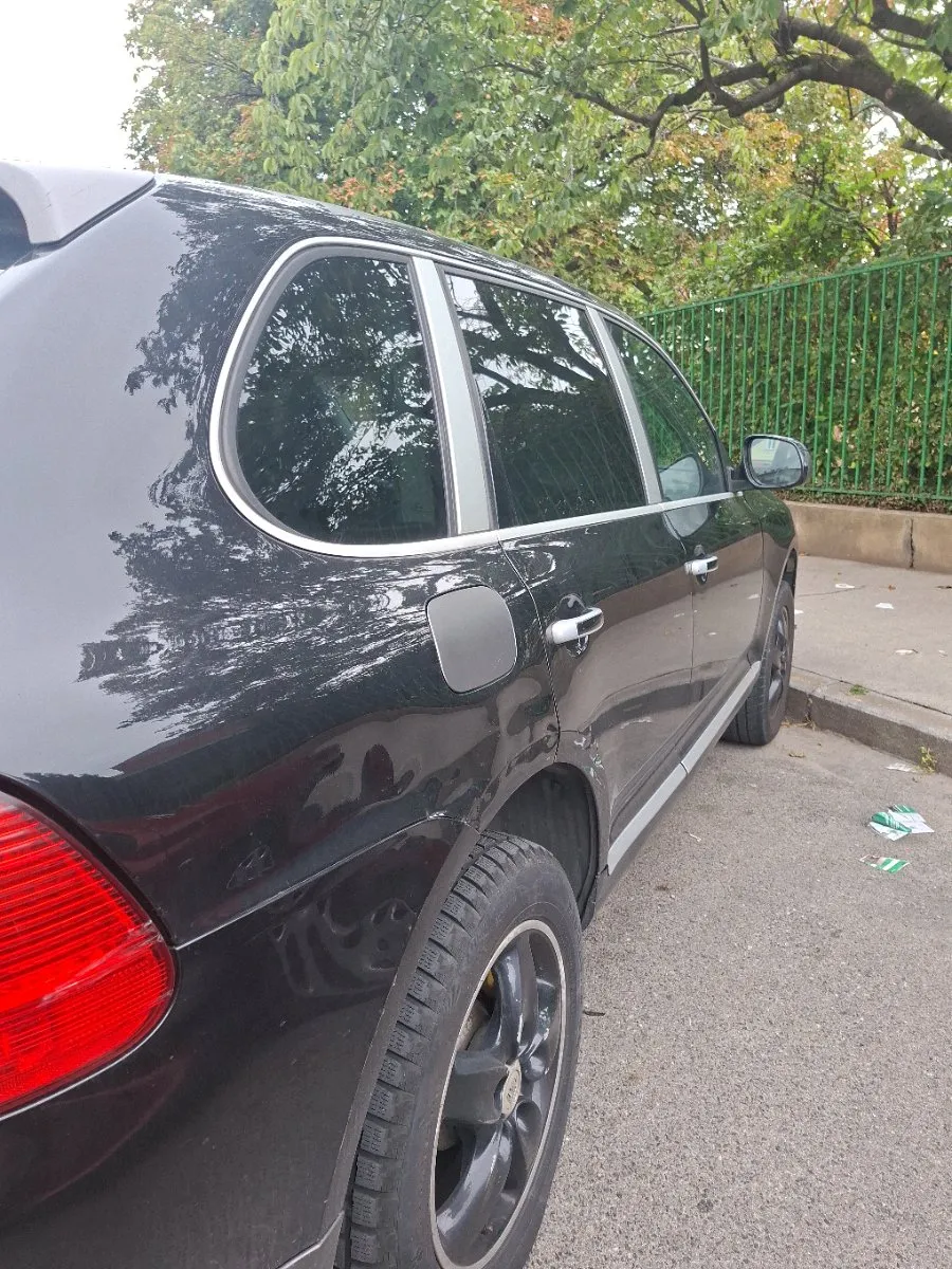 Porsche Cayenne 2006 photo 2