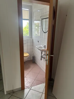 Gewerbeimmobilie mieten in Wels-Land – 16 m², € 357 – Bild 11 von 12