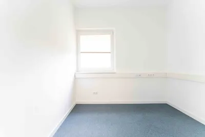 Gewerbeimmobilie mieten in Wels-Land – 16 m², € 357 – Bild 4 von 12