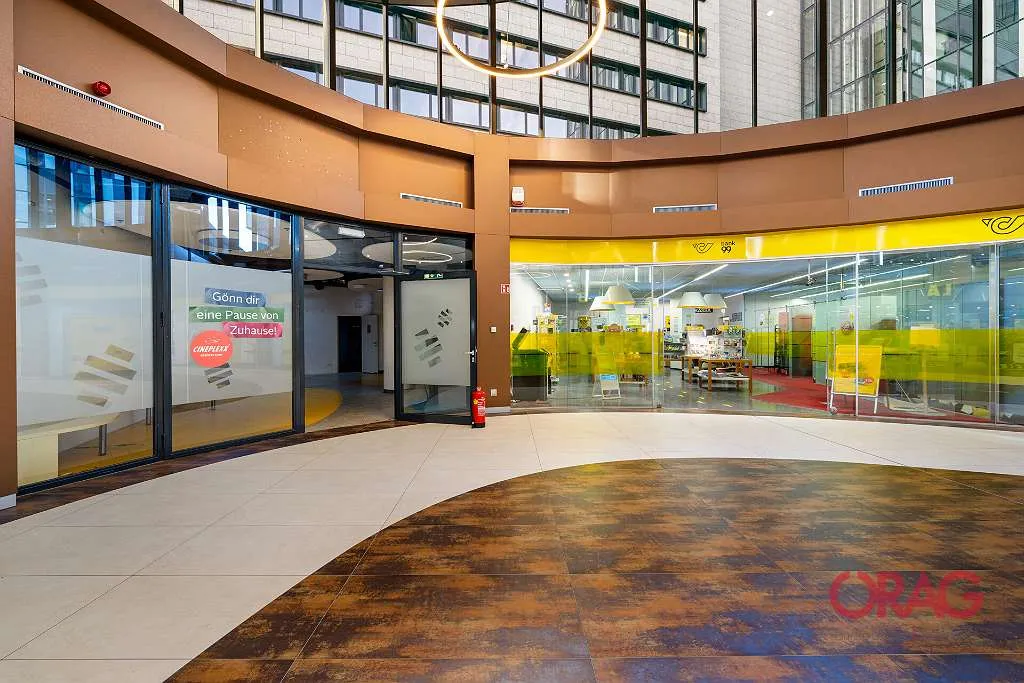Multifunktionale Shop- oder Gastroflächen in der Twin Tower Mall – pohled 2