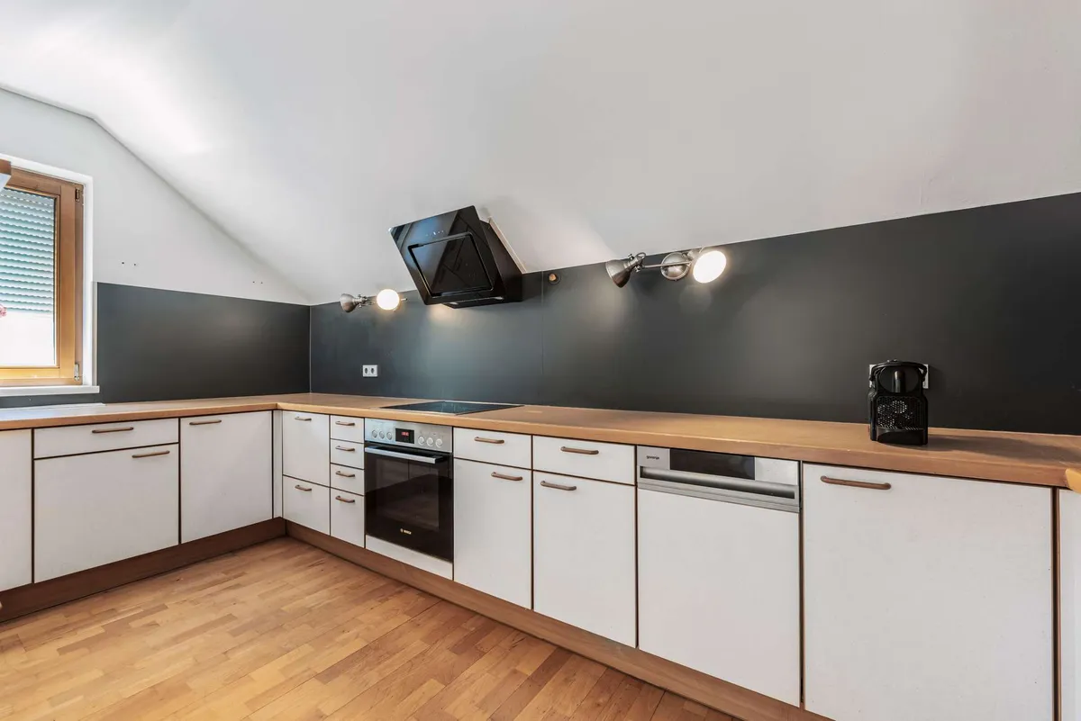 Dachgeschosswohnung in Haiming mit 2 Terrassen, TG+ gr. Keller - Ansicht 2