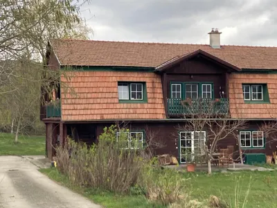 6-Zimmer-Wohnung mieten in Sankt Pölten Land – 160 m², € 2.186 – Bild 1 von 17