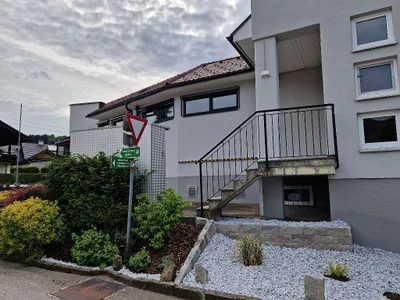 Gewerbeimmobilie mieten in Vöcklabruck – 407 m², € 2.000 – Bild 4 von 14