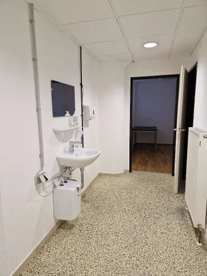 Gewerbeimmobilie mieten in Vöcklabruck – 407 m², € 2.000 – Bild 14 von 14
