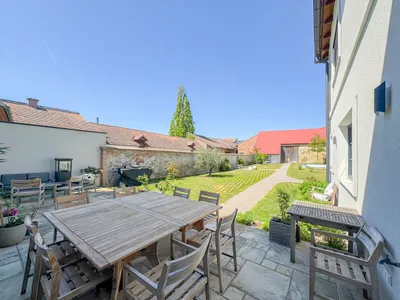 8-Zimmer-Haus kaufen in Bruck an der Leitha – 380,4 m², € 2.690.000 – Bild 8 von 29
