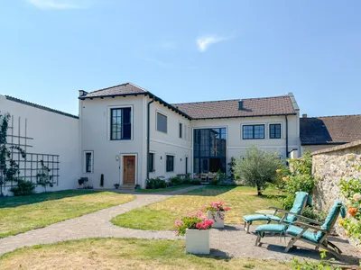 8-Zimmer-Haus kaufen in Bruck an der Leitha – 380,4 m², € 2.690.000 – Bild 2 von 29