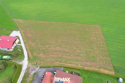 Grundstück kaufen in Braunau am Inn – 881 m², € 96.910