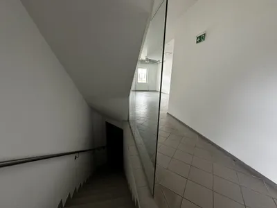 4-Zimmer-Gewerbeimmobilie mieten in Gänserndorf – 218 m², € 930 – Bild 13 von 25