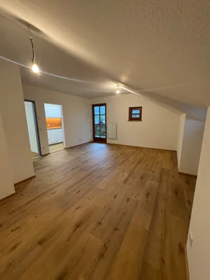 2-Zimmer-Wohnung mieten in Hallein – 56 m², € 890 – Bild 2 von 10