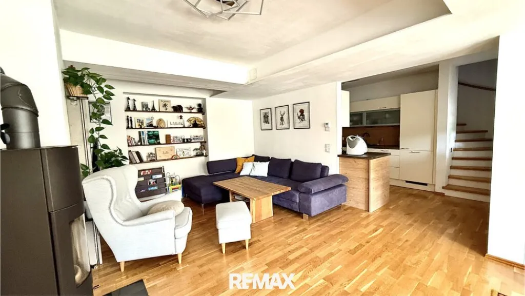 Будинок, 285 m²