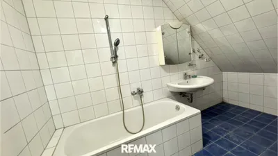 12-Zimmer-Gewerbeimmobilie kaufen in Vöcklabruck – 285 m², € 599.000 – Bild 22 von 28