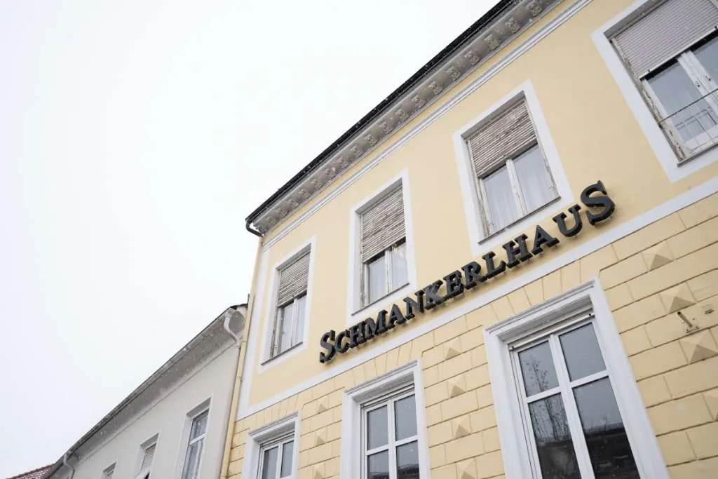 Wunderbare Geschäftsfläche direkt am Hauptplatz in Feldbach ...! - Ansicht 3