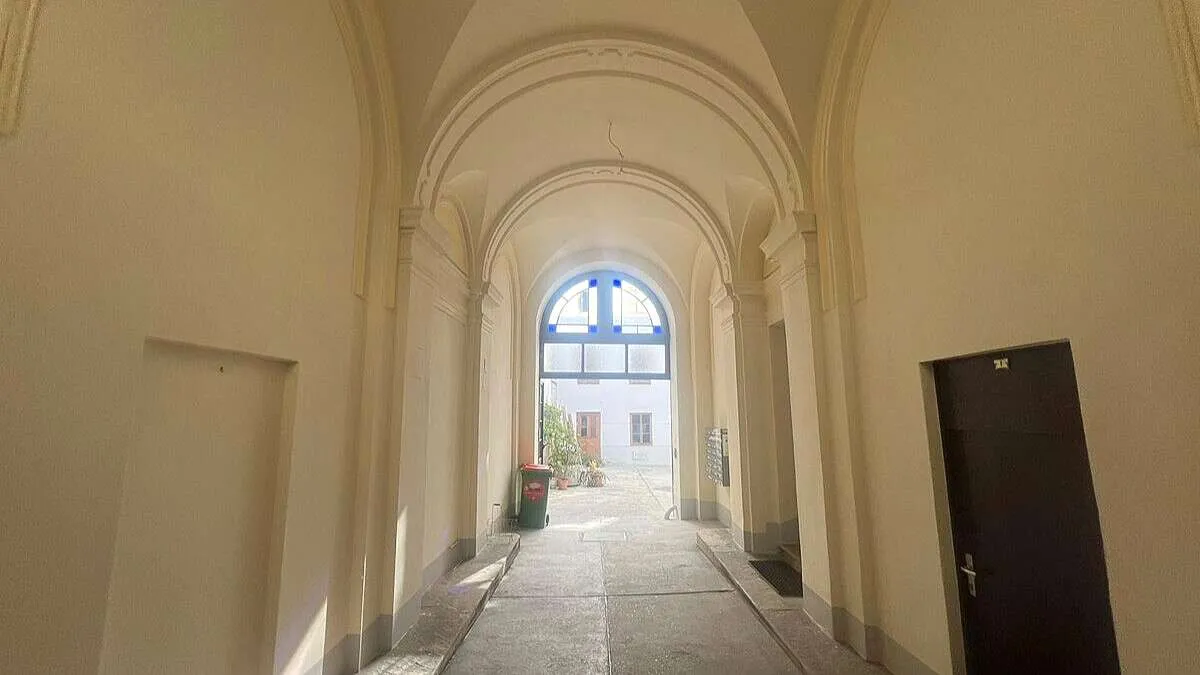 1040 Wien ZINSHAUS 1024 m² | DG Studie 344 m² | gefragte Lage | Nähe Hauptbahnhof | U1 | Theresianum - Widok 2