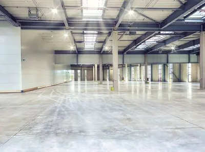 Gewerbeimmobilie mieten in Korneuburg – 3 600 m², € 8 – Bild 4 von 10
