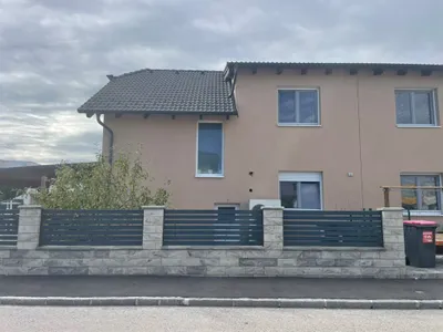 7-Zimmer-Haus kaufen in Wiener Neustadt – 128 m², € 476.000 – Bild 2 von 12
