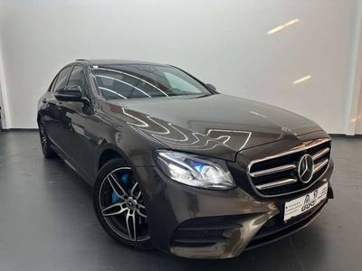 Mercedes-Benz E-Klasse E 350e PHEV * AMG-Line Paket * Panoramadach *