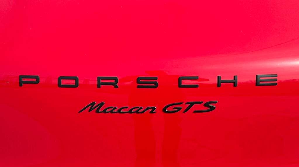 Porsche Macan GTS SUV / Geländewagen