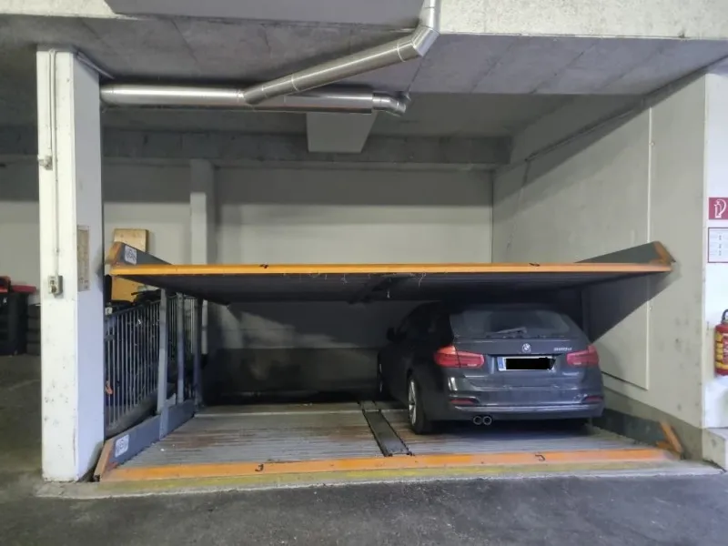 Tiefgaragenplatz zu vermieten! – pohled 2