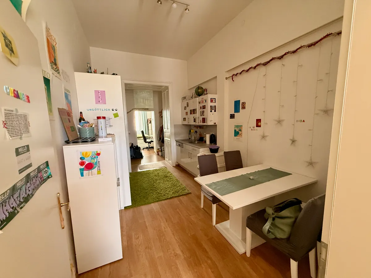 Geidorf: Charmante 4-Zimmer-Altbauwohnung im beliebten Univiertel - ideal für 3er- oder 4er-WG, mit zwei Balkonen - Ansicht 2
