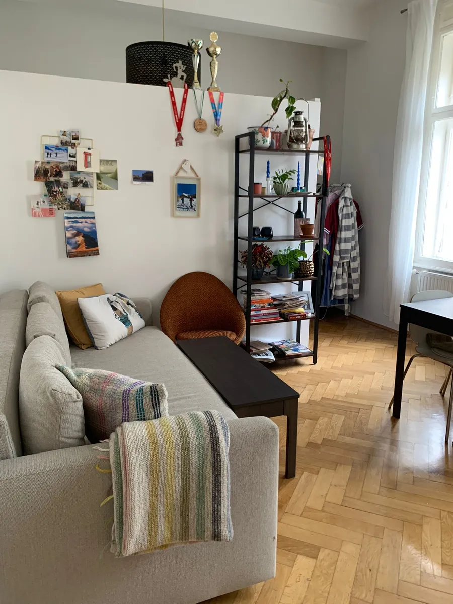 Außergewöhnliche 1,5 - ZIMMERWOHNUNG mit perfekter LAGE im Herz-Jesu-Viertel – pohled 3