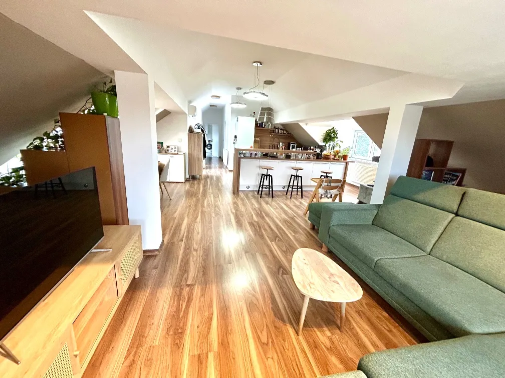 3-Zimmer-Dachgeschosswohnung (110,54 m²) mit Terrasse & 2 Parkplätzen - 5 Min. zum Bahnhof - Privatverkauf - Ansicht 3