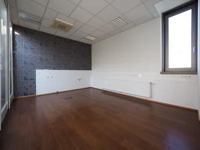 5-Zimmer-Gewerbeimmobilie mieten in Salzburg Stadt – 131,43 m², € 2.132 – Bild 11 von 12