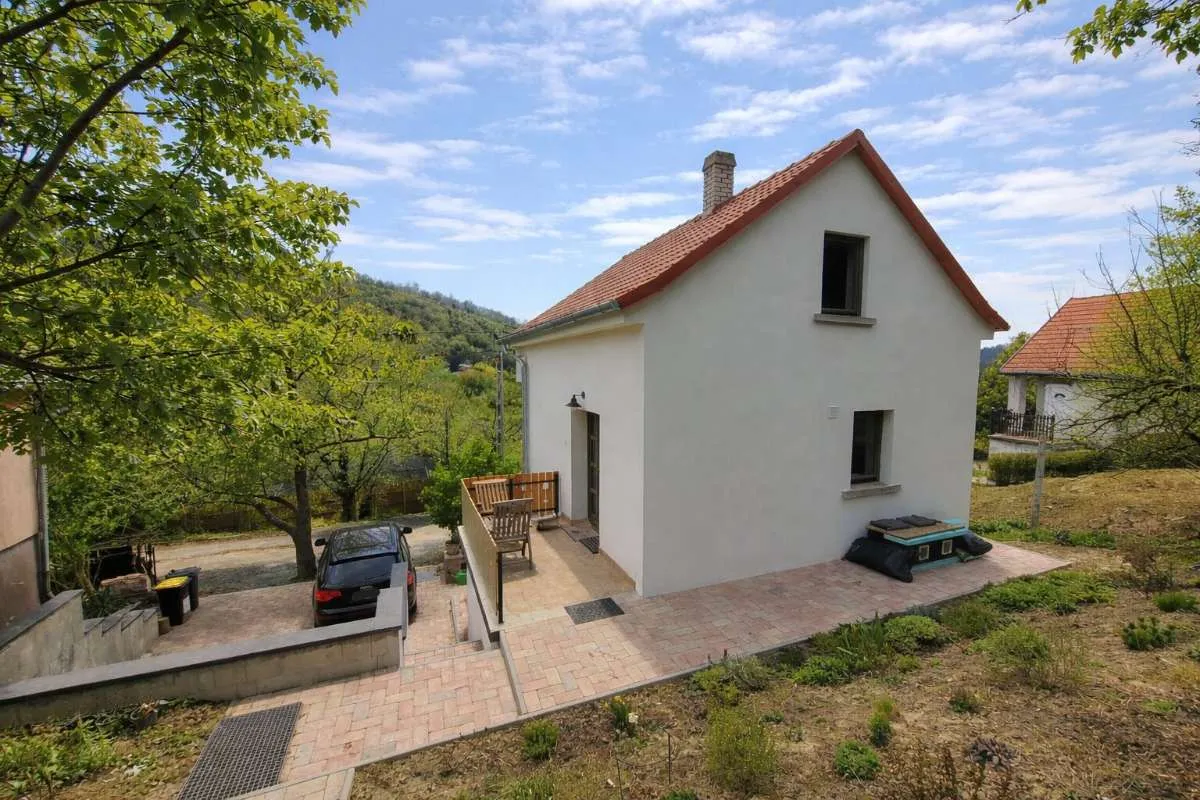 Traumhaus mit Panoramablick in ruhiger Grünlande - Ansicht 3
