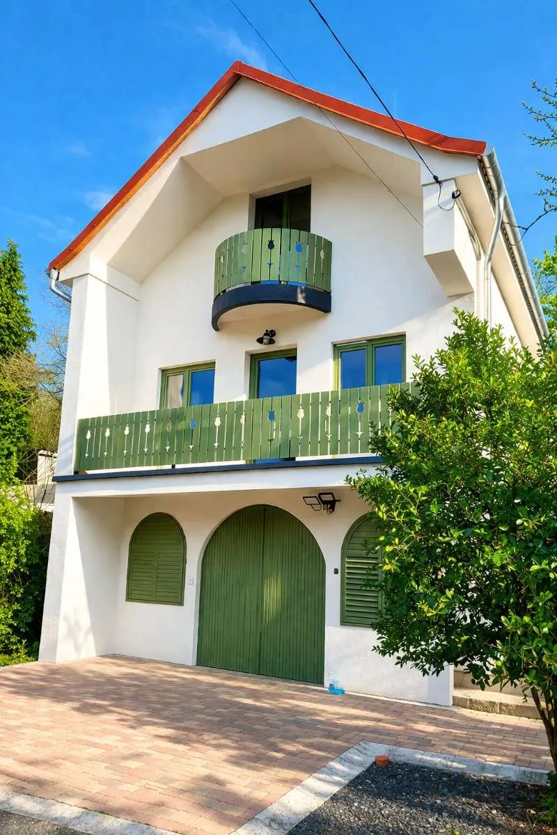 Traumhaus mit Panoramablick in ruhiger Grünlande - Ansicht 2