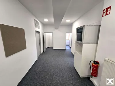 7-Zimmer-Gewerbeimmobilie mieten in Amstetten – 159 m², € 8 – Bild 4 von 22