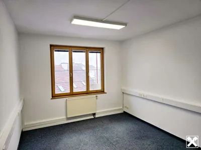 7-Zimmer-Gewerbeimmobilie mieten in Amstetten – 159 m², € 8 – Bild 12 von 22