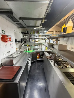Gewerbeimmobilie mieten in Wien – 250 m², € 4.425 – Bild 6 von 36
