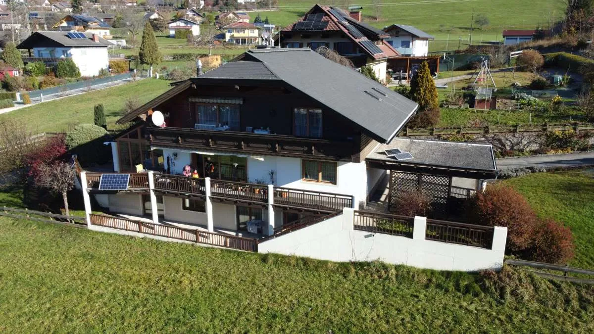 Ein Haus. Ein Grundstück. Unzählige Perspektiven - Wohnen, investieren, entwickeln - am Millstätter Sonnenplateau. - Ansicht 3