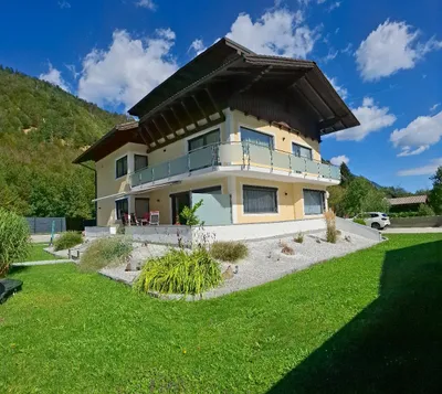 10-Zimmer-Gewerbeimmobilie kaufen in Gmunden – 357 m², € 695.000 – Bild 2 von 49