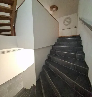 10-Zimmer-Gewerbeimmobilie kaufen in Gmunden – 357 m², € 695.000 – Bild 47 von 49