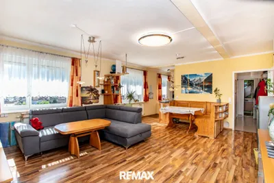 3-Zimmer-Wohnung kaufen in Gmunden – 78 m², € 199.000 – Bild 2 von 17