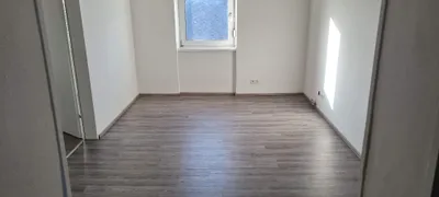 3-Zimmer-Wohnung mieten in Wiener Neustadt Land – 140 m², € 1.100 – Bild 6 von 9