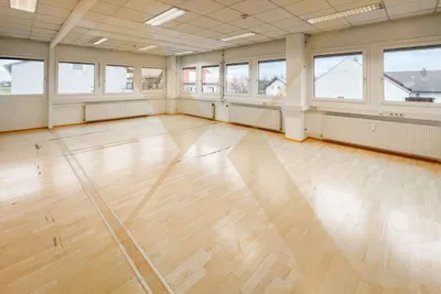 Gewerbeimmobilie mieten in Linz Land – 485 m², € 4.509
