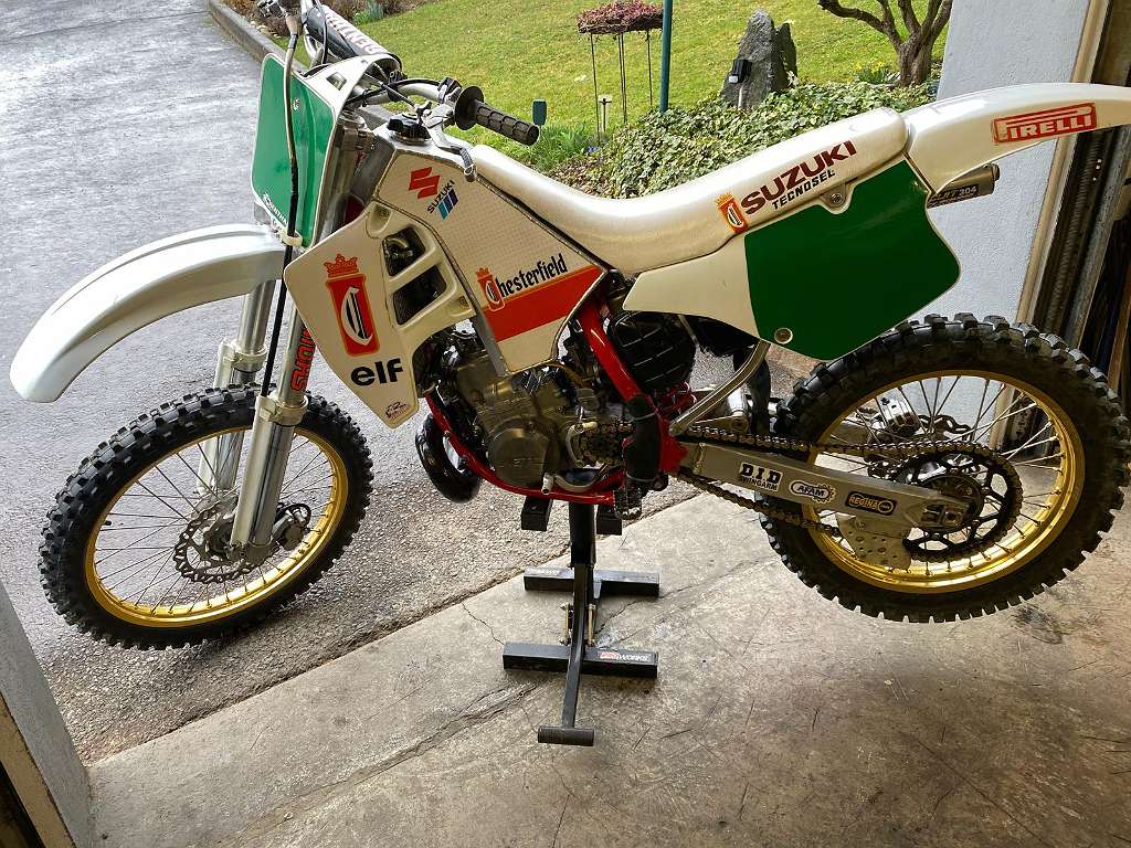 Suzuki RM 250 2T Oldtimer Motocross