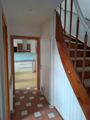 6-Zimmer-Haus mieten in Vöcklabruck – 160 m², € 1.200 – Bild 5 von 23