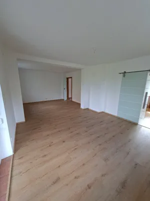6-Zimmer-Haus mieten in Vöcklabruck – 160 m², € 1.200 – Bild 11 von 23