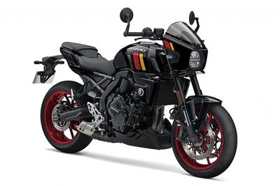 Suzuki GSX-S 8TT