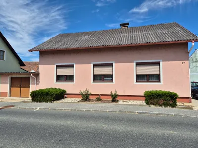 Haus kaufen in Horn – 110 m², € 270.000 – Bild 1 von 9