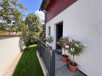 3-Zimmer-Haus kaufen in Neusiedl am See – 90 m², € 310.000 – Bild 2 von 12
