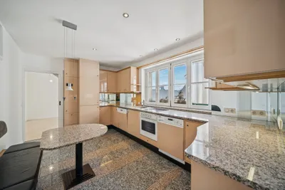 7-Zimmer-Wohnung kaufen in Wien – 231 m², € 1.385.000 – Bild 10 von 19